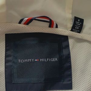 tommy hilfiger windbreaker never worn!